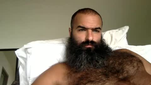 Snapshot of woof_wolf37 chatting on 09/27/25, 04:01 woof_wolf37 online show from 09/27/25, 04:01