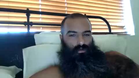 Snapshot of woof_wolf37 chatting on 10/19/25, 03:23 woof_wolf37 online show from 10/19/25, 03:23