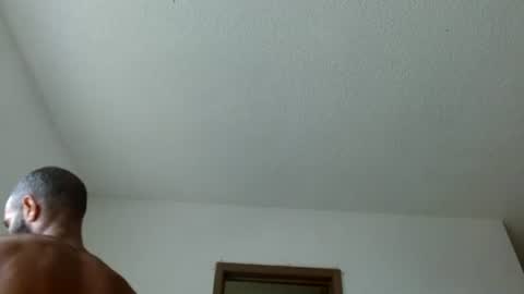 woof_wolf37 online show from 07/26/26, 04:58