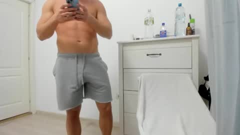 Wolfie online show from 02/13/25, 08:13