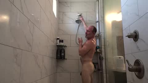 Snapshot of worldhunter69 chatting on 12/11/24, 08:39 Silver Fox online show from 12/11/24, 08:39