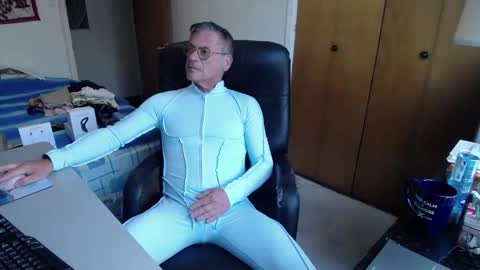 Large one  online show from 04/26/26, 12:03