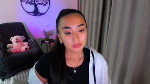 dudetta Kim online show from 10/15/25, 07:47