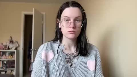 Snapshot of worship_lucina chatting on 12/10/24, 03:22 Lucina online show from 12/10/24, 03:22