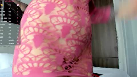 Hey Im Lina See you 12am - 6am GMT  3 online show from 07/25/26, 04:21