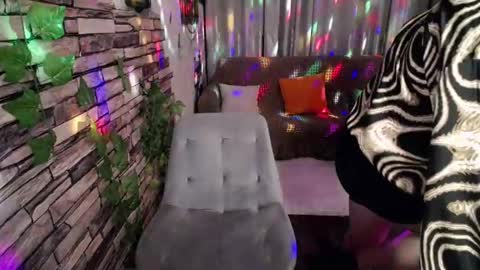 Snapshot of wow_co chatting on 12/06/24, 07:45 wow_co online show from 12/06/24, 07:45