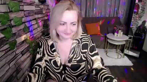 Snapshot of wow_co chatting on 12/06/24, 10:52 wow_co online show from 12/06/24, 10:52