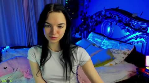 Evelin online show from 04/04/26, 01:19