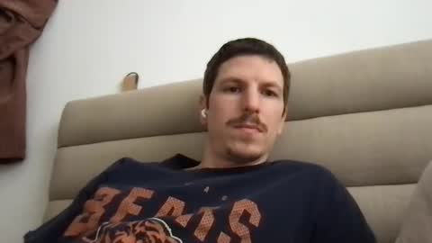 Snapshot of wow_justwow chatting on 03/11/25, 09:34 wow_justwow online show from 03/11/25, 09:34