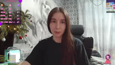 Snapshot of wow_porno_ chatting on 12/16/24, 02:38 Anna  online show from 12/16/24, 02:38