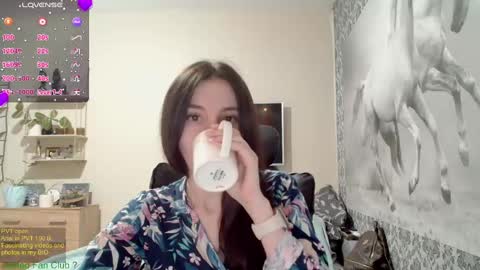 Snapshot of wow_porno_ chatting on 01/30/25, 12:06 Anna  online show from 01/30/25, 12:06