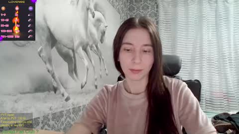 Snapshot of wow_porno_ chatting on 02/17/25, 12:16 Anna  online show from 02/17/25, 12:16