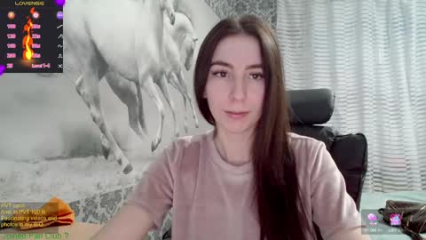Snapshot of wow_porno_ chatting on 02/22/25, 02:41 Anna  online show from 02/22/25, 02:41