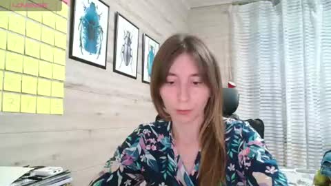 Snapshot of wow_porno_ chatting on 07/18/26, 04:00 Anna online show from 07/18/26, 04:00