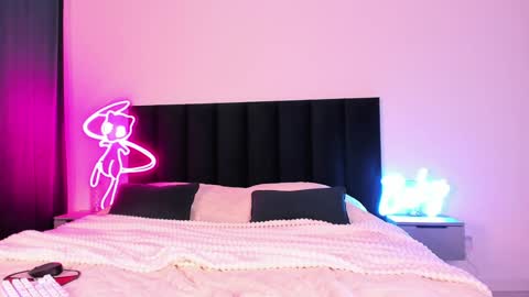 Emi online show from 12/05/24, 11:18