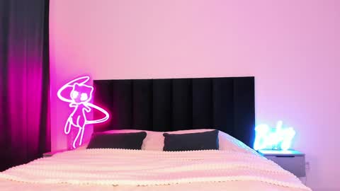 Emi online show from 12/19/24, 02:12