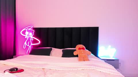 Emi online show from 12/23/24, 05:06