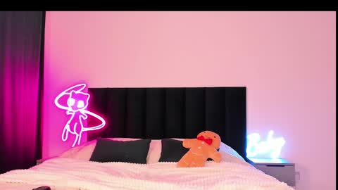 Emi online show from 01/18/25, 07:07