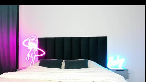 Emi online show from 03/12/25, 05:02