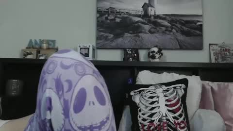 Crystal Lake online show from 02/02/25, 06:58