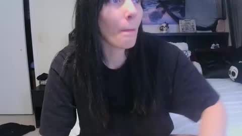 Crystal Lake online show from 04/22/26, 04:26