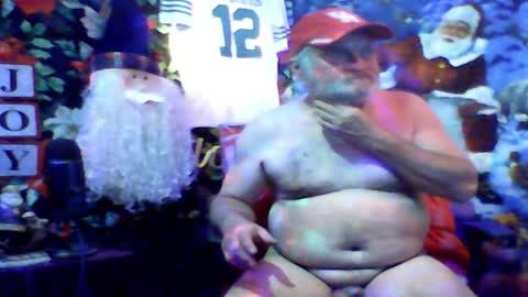 Snapshot of wscooter1 chatting on 12/17/24, 02:01 SCOOTER online show from 12/17/24, 02:01