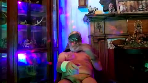 Snapshot of wscooter1 chatting on 09/10/25, 11:05 SCOOTER online show from 09/10/25, 11:05