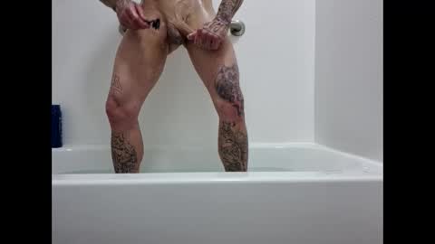 Snapshot of wtfafterlockup chatting on 02/06/25, 12:48 Andrew Rowland online show from 02/06/25, 12:48