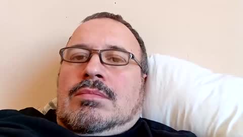 Snapshot of wuarrete chatting on 06/11/26, 02:48 wuarrete online show from 06/11/26, 02:48