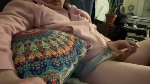 wucious online show from 12/19/25, 10:55