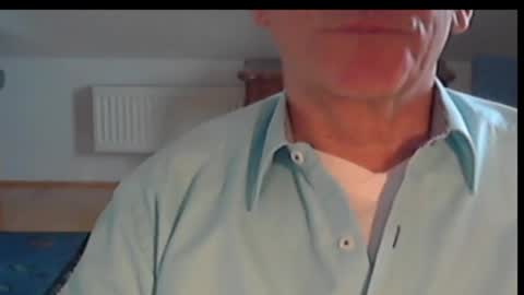 Wuki online show from 10/17/25, 01:03