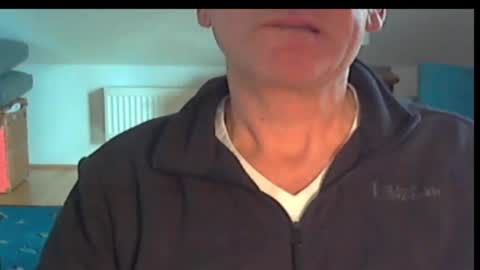 Wuki online show from 10/23/25, 02:05