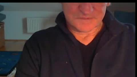 Wuki online show from 11/27/25, 01:35