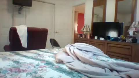 wvmountainlover online show from 01/13/25, 07:31