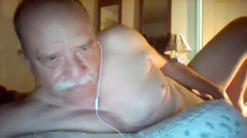 Snapshot of wvmountainlover chatting on 05/14/26, 06:09 wvmountainlover online show from 05/14/26, 06:09