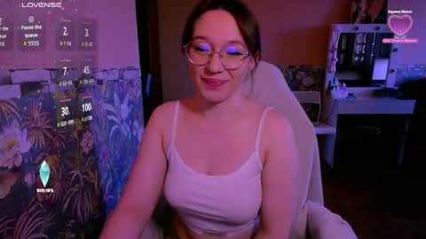 ww_k online show from 04/16/26, 03:40