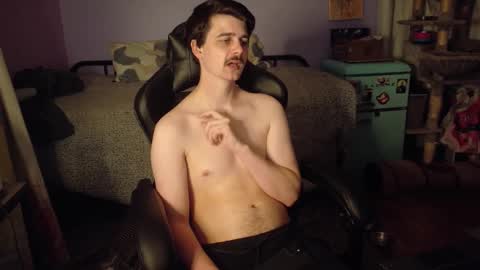 Wyatt online show from 11/18/25, 03:12