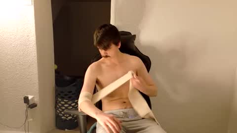 Wyatt online show from 03/19/26, 05:33