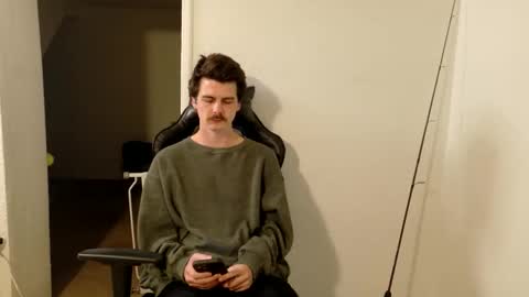 Wyatt online show from 04/10/26, 06:29