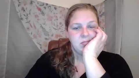 x0_jade online show from 11/22/25, 03:49