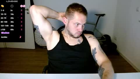 Snapshot of x19marco93x chatting on 12/04/25, 07:22 x19marco93x online show from 12/04/25, 07:22