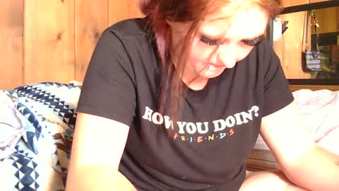 Snapshot of x2kayx2 chatting on 10/17/25, 06:54 x2kayx2 online show from 10/17/25, 06:54