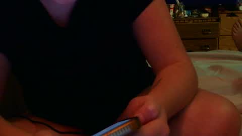 Snapshot of x2kayx2 chatting on 10/18/25, 08:48 x2kayx2 online show from 10/18/25, 08:48