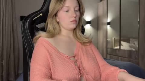 eva online show from 12/12/24, 03:16