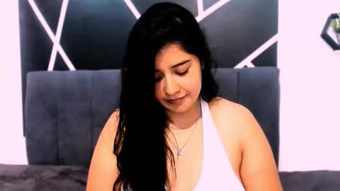 Adeline online show from 11/24/25, 09:47