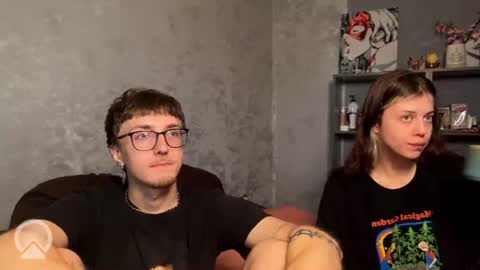 Philipp and Este online show from 07/19/26, 09:35