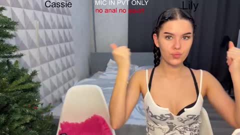 wiwi clap clap cat baby girl online show from 01/09/26, 06:10