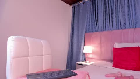 x_milu online show from 02/14/25, 05:57