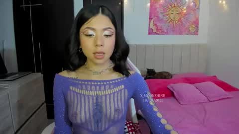 Snapshot of x_moonshine chatting on 10/11/25, 12:54 s s s online show from 10/11/25, 12:54