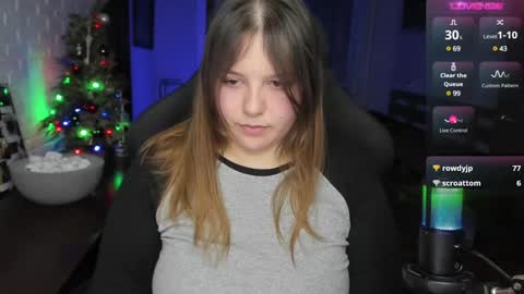 LOVE NERDS ONLY online show from 02/01/25, 02:26